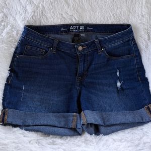 KOHL'S APT 9 DISTRESSED JEAN SHORTS SIZE 8